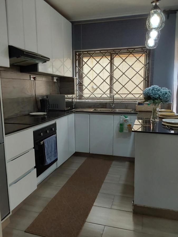 Rena Apartments Lilongwe Extérieur photo