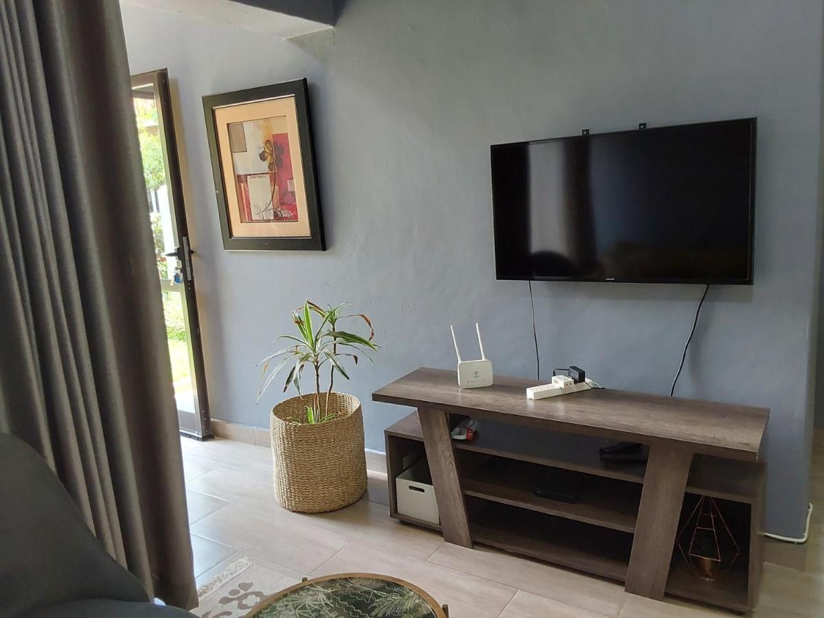 Rena Apartments Lilongwe Extérieur photo