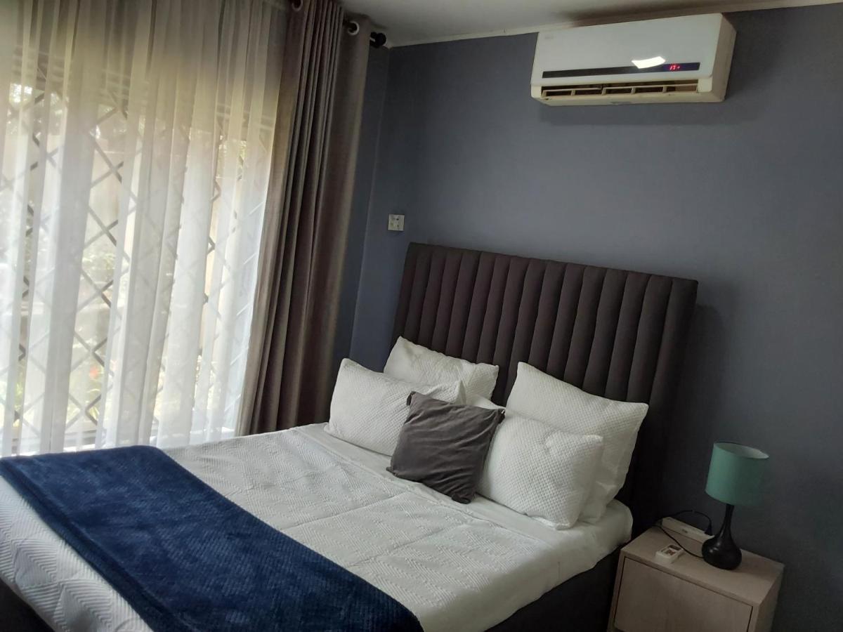 Rena Apartments Lilongwe Extérieur photo